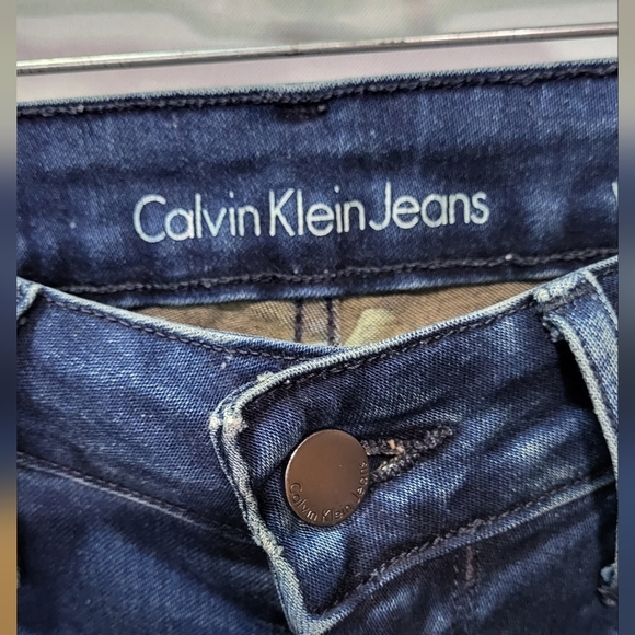 Calvin Klein Jeans Men's Dark Wash Ultimate Skinny Jeans Size 27X30 EUC - Picture 2 of 11